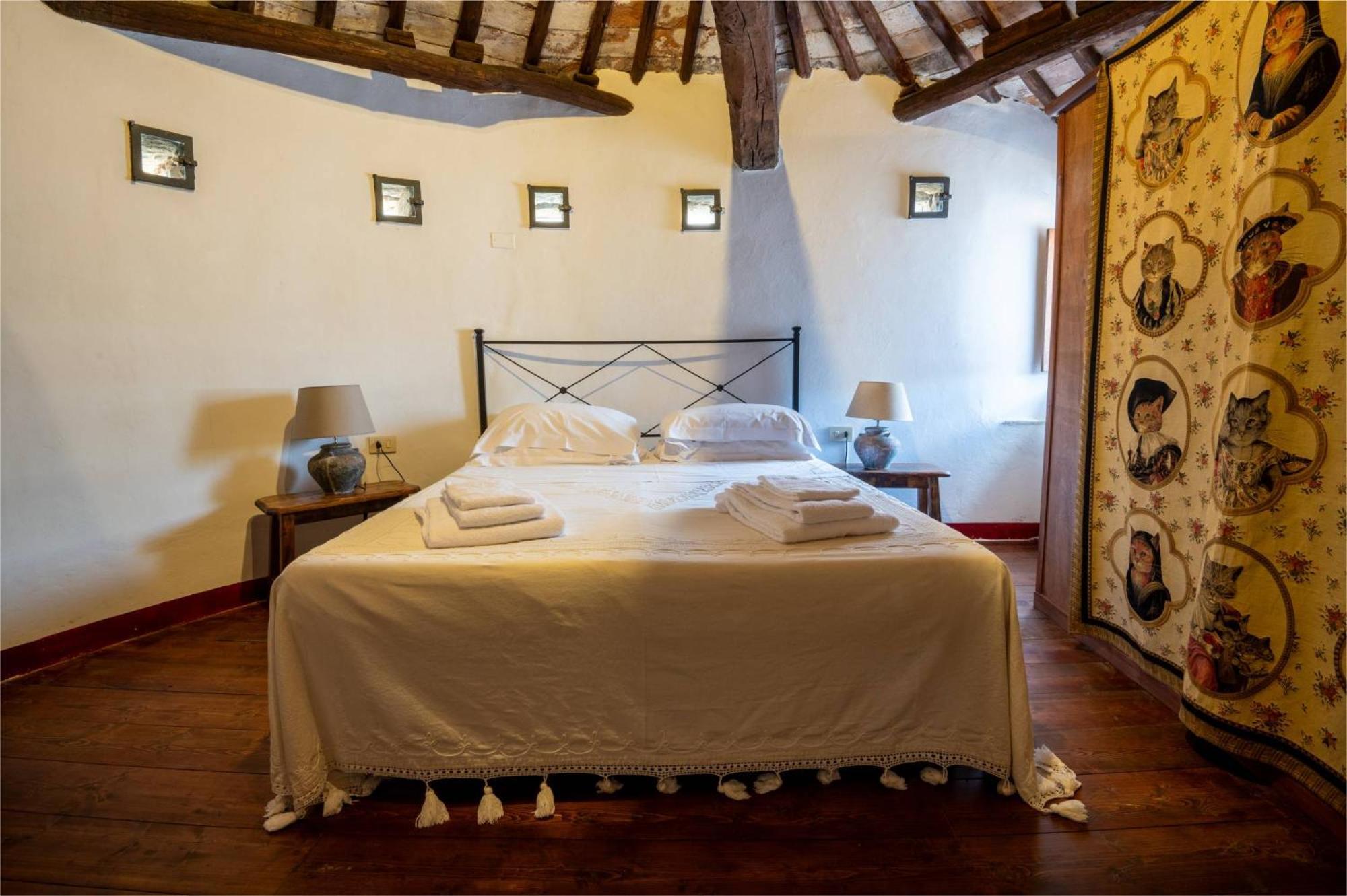 Castello Valenzino Bed & Breakfast Antognola Dış mekan fotoğraf