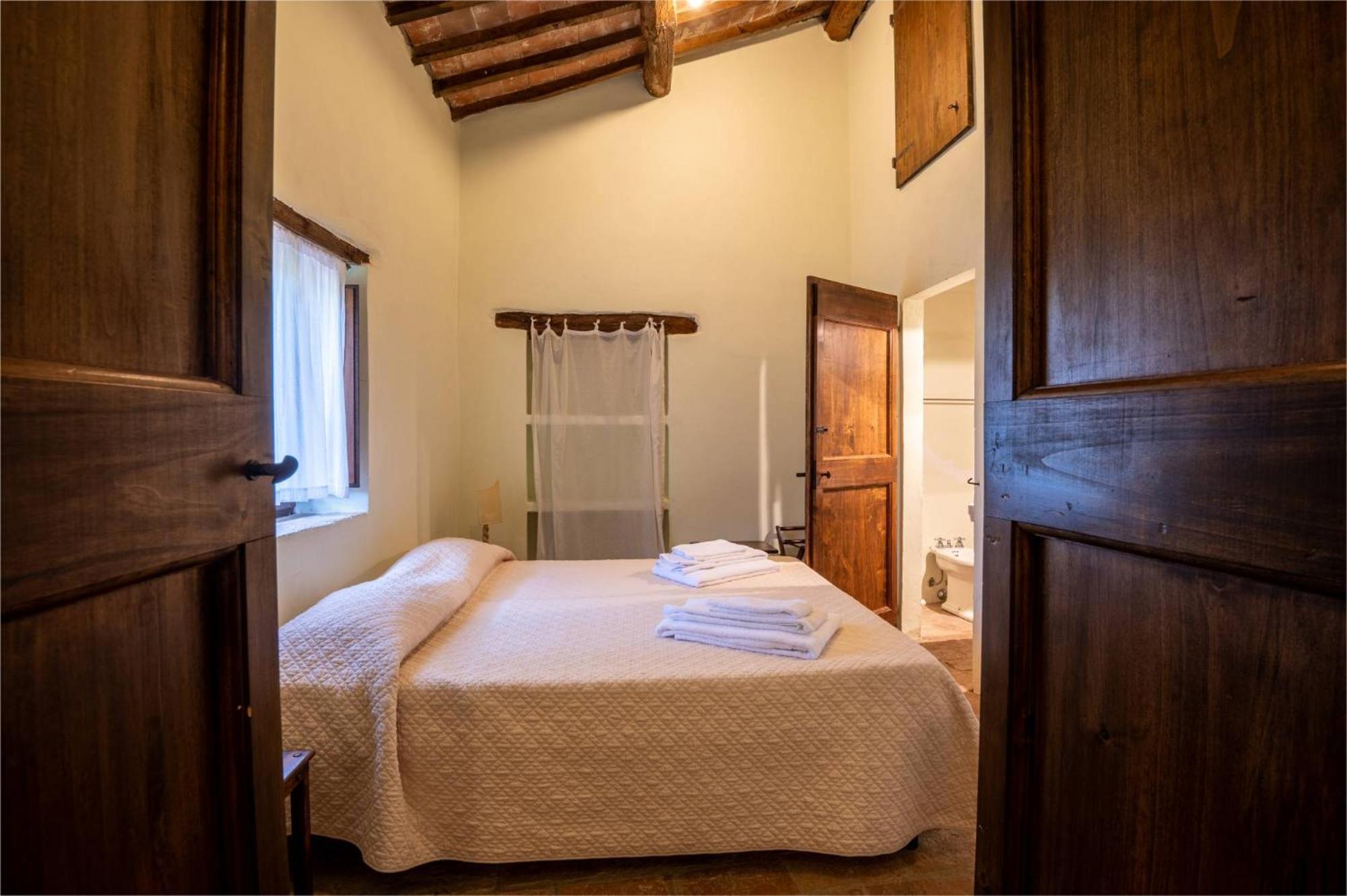Castello Valenzino Bed & Breakfast Antognola Dış mekan fotoğraf