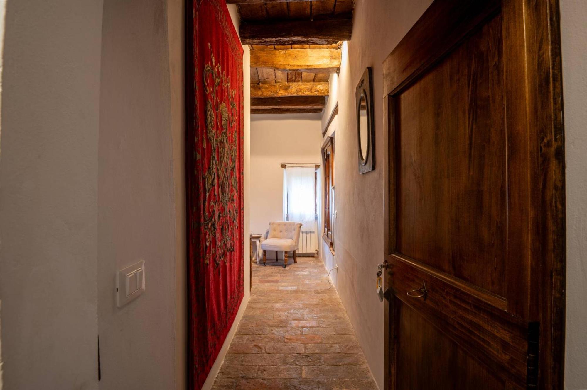 Castello Valenzino Bed & Breakfast Antognola Dış mekan fotoğraf