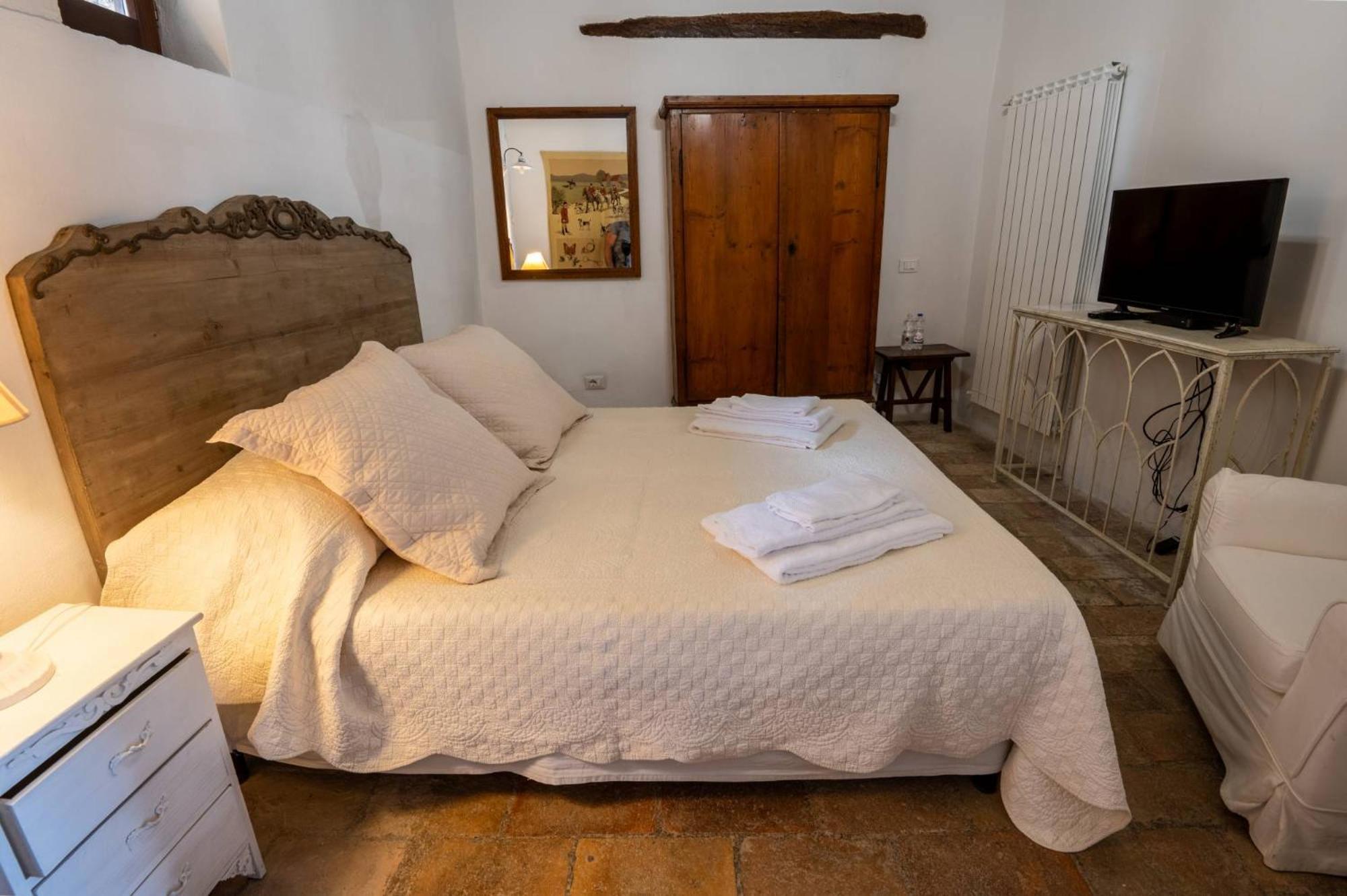 Castello Valenzino Bed & Breakfast Antognola Dış mekan fotoğraf